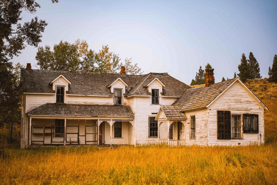 Before: Exterior ranch transformation
